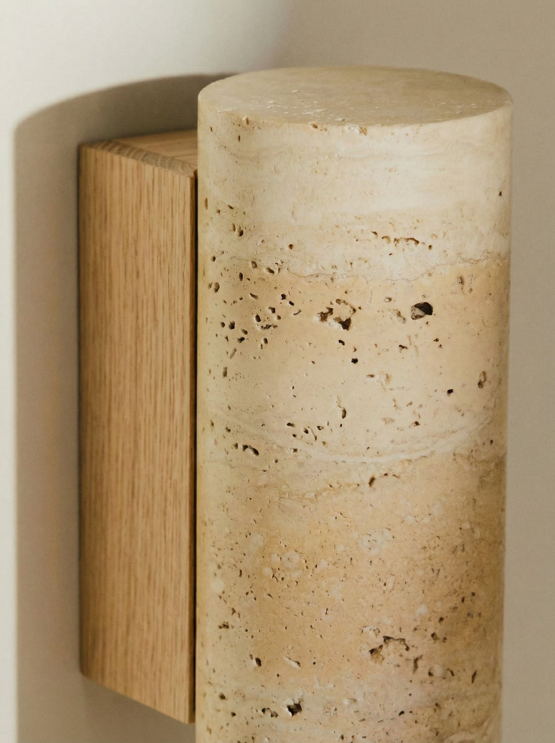 Gerini | travertine wandlamp eiken
