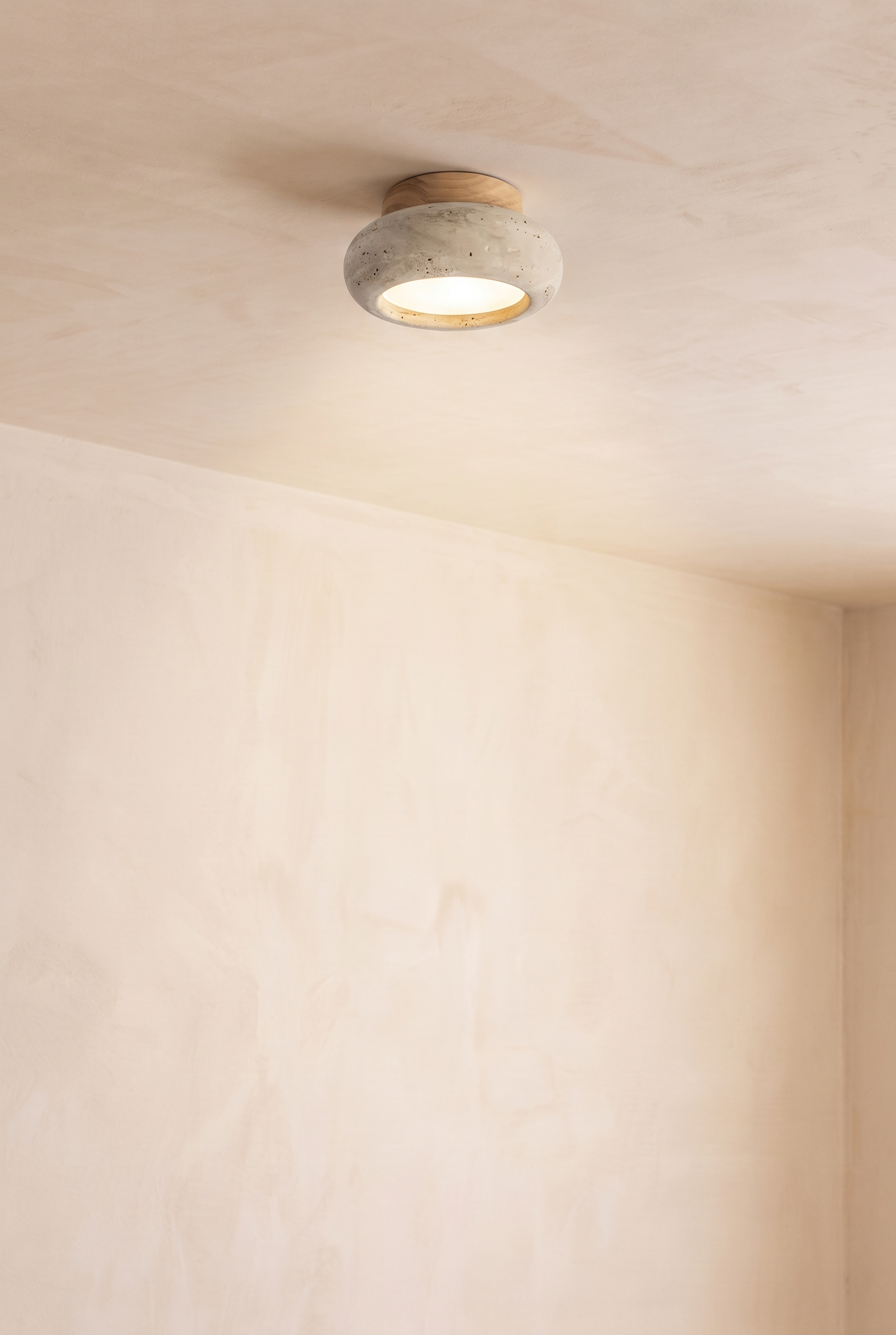 Mito | Ronde Travertine plafondlamp eiken