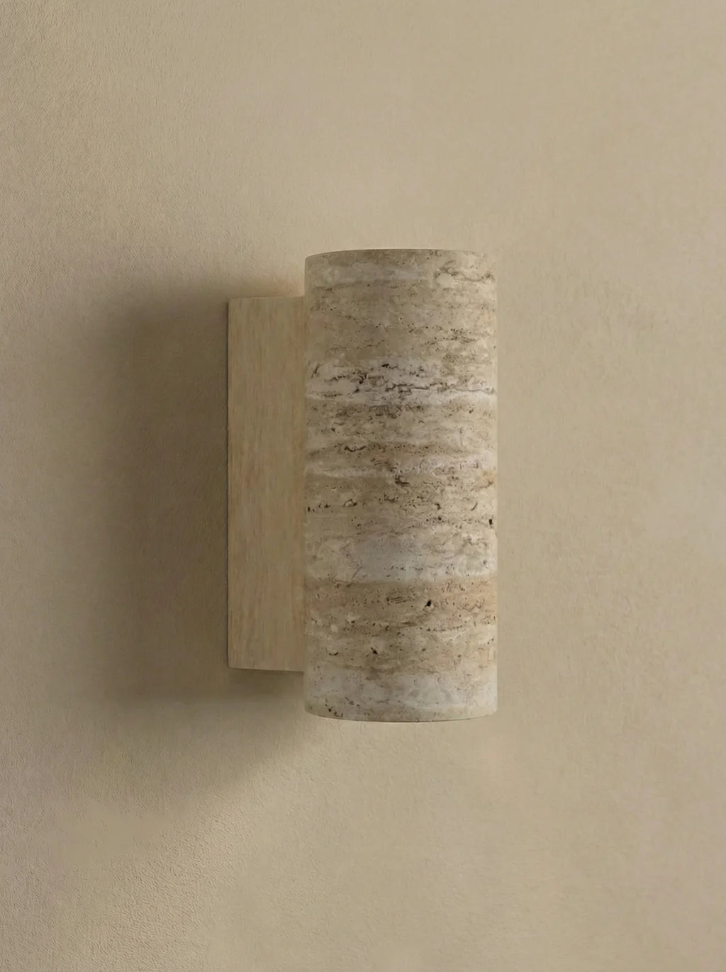 Gerini | travertine wandlamp eiken