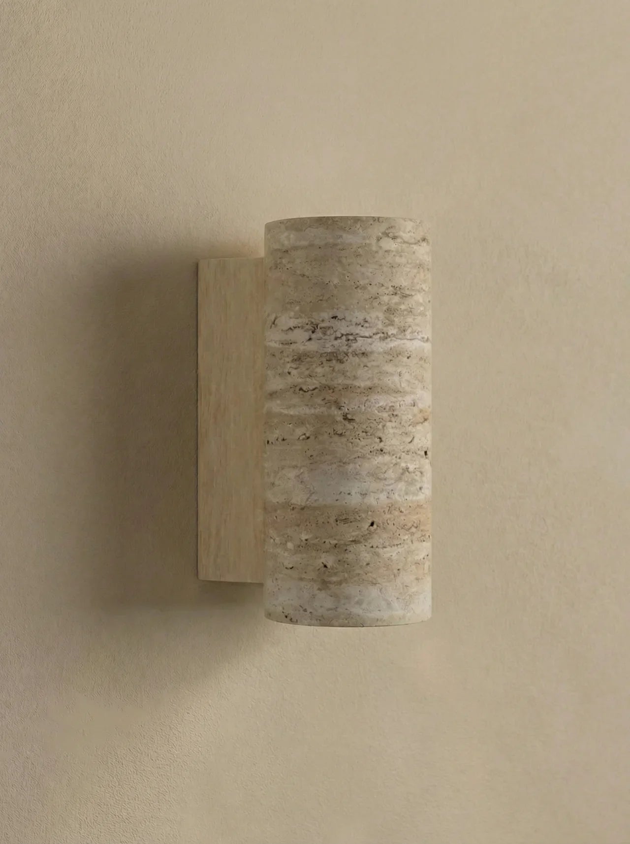 Gerini | travertine wandlamp eiken